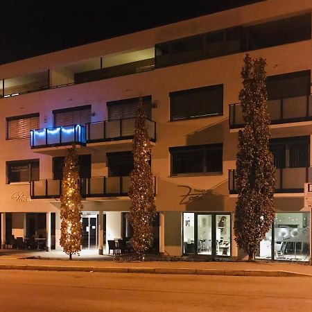 Zimmer - Modernes Apartment Mit 45 Qm. Straubing Buitenkant foto