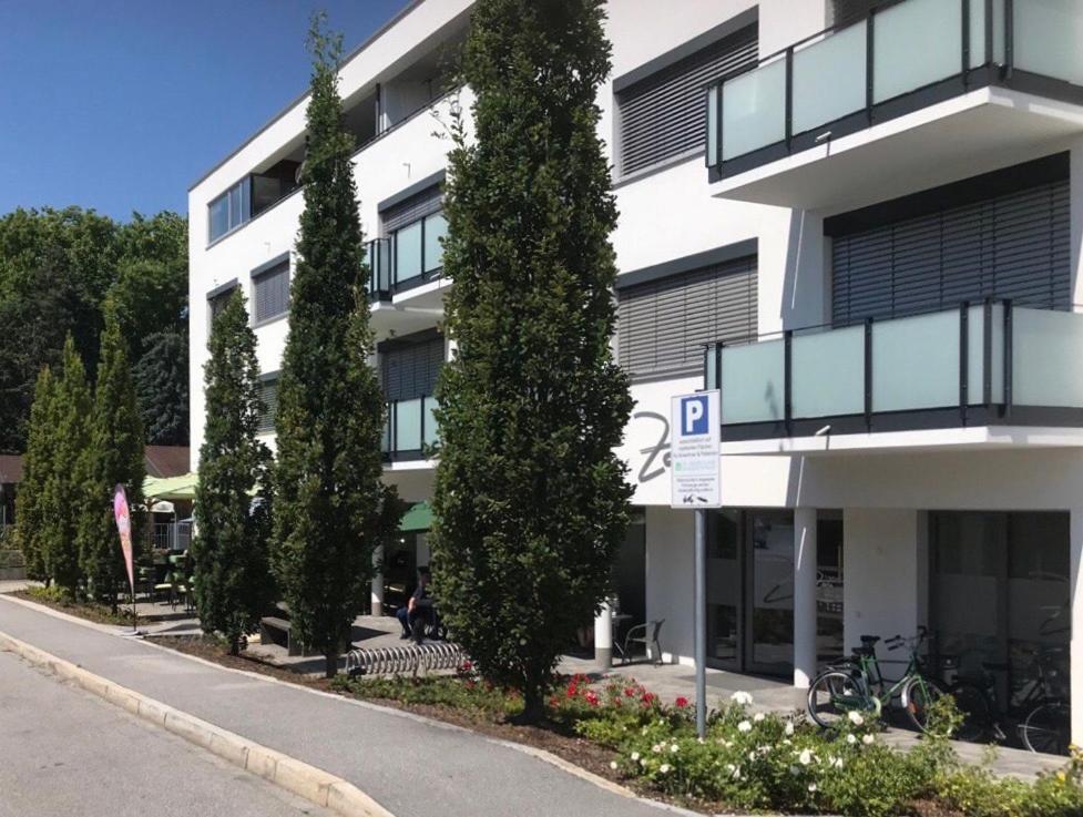 Zimmer - Modernes Apartment Mit 45 Qm. Straubing Buitenkant foto